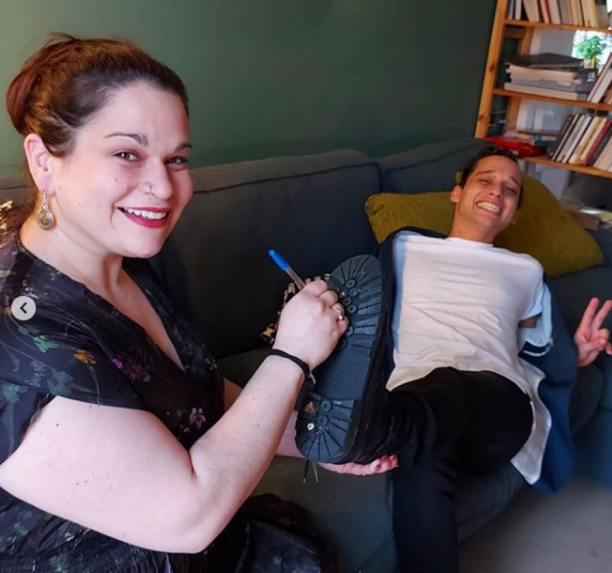 Μιχάλης Οικονόμου - Γιώργος Μακρής: Ενώθηκαν με σύμφωνο συμβίωσης