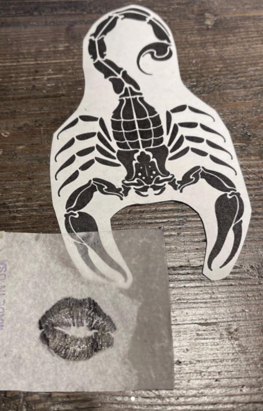 Τράβις Μπάρκερ: «Έσβησε» το τατουάζ με το όνομα της πρώην συζύγου του... κάνοντας τατουάζ τα χείλη της Κόρτνεϊ Καρντάσιαν