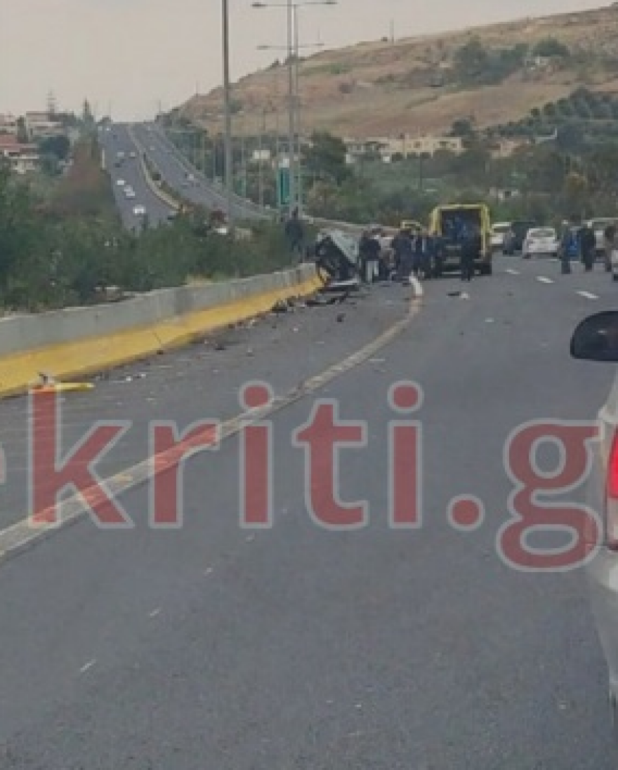 Ηράκλειο: Τροχαίο ατύχημα στον ΒΟΑΚ - Σοβαρά τραυματισμένος ο οδηγός (φωτογραφίες)