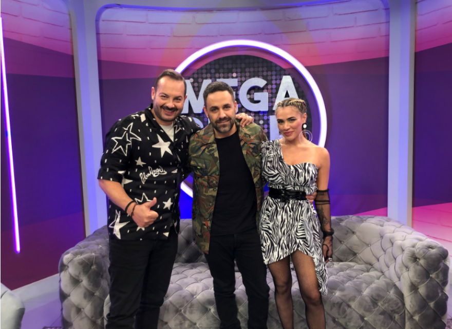 To «Mega Star» συναντά τον Διονύση Ατζαράκη και τον Γιώργο Γιαννιά