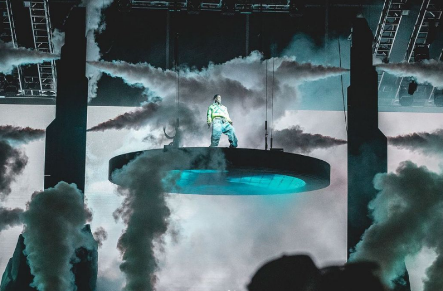 Οκτώ νεκροί, δεκάδες οι τραυματίες στο φεστιβάλ του Τέξας αφού αγνοήθηκαν οι προειδοποιήσεις του ράπερ Τράβις Σκοτ