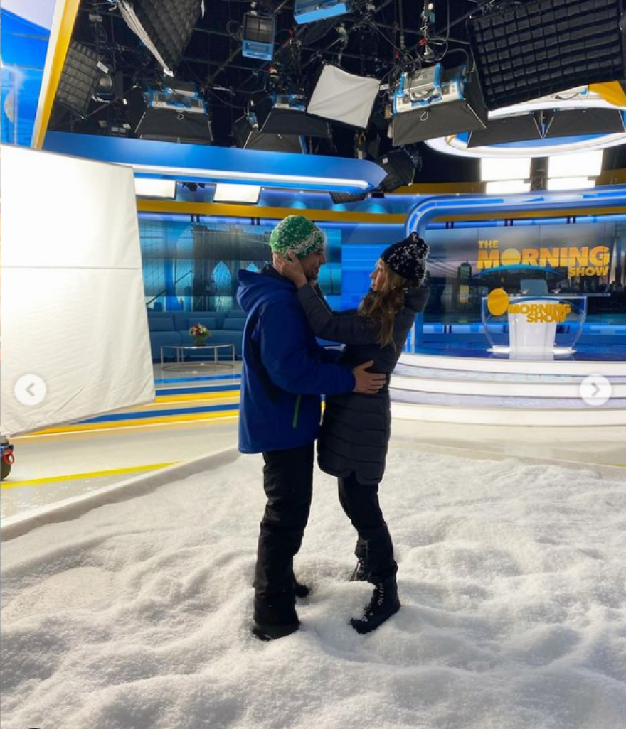 Τζένιφερ Άνιστον: Συγκινημένη αποχαιρετά το «The morning show»