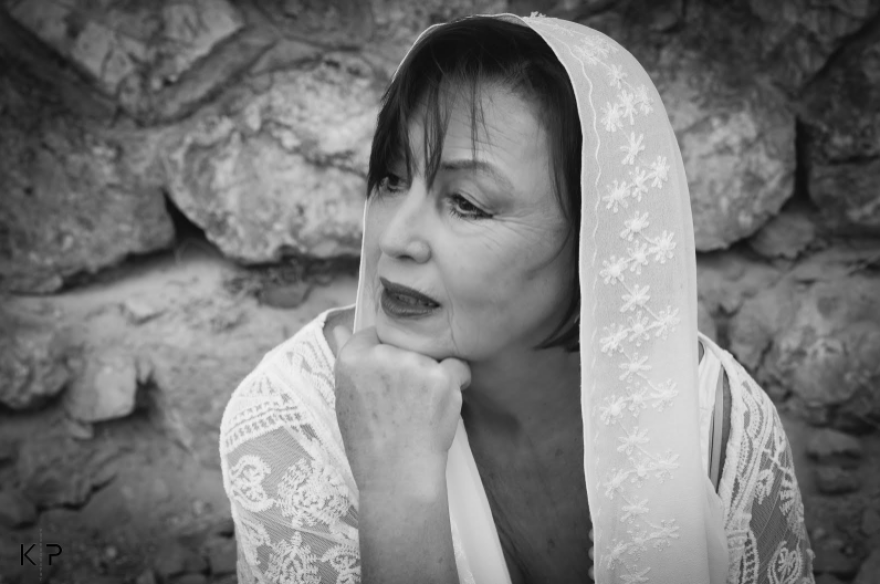 Γεωργία Ζώη για την παράσταση «Εγώ η Λένγκω»: «Οι ήρωες είναι ανάμεσά μας»