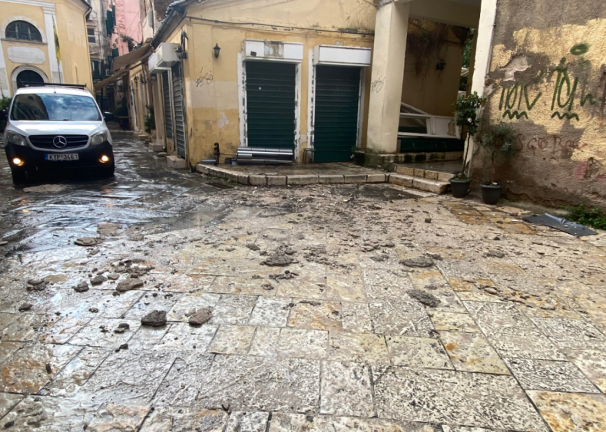 Καιρός: Κακοκαιρία μέχρι και την Τρίτη με ισχυρές καταιγίδες από τα δυτικά, επικίνδυνες βροχές και στην Αττική 