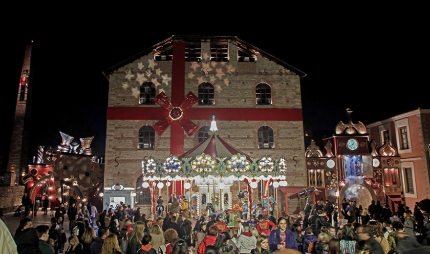Έρχονται Χριστούγεννα και τα θεματικά πάρκα «επιστρέφουν», ποιες πόλεις κάνουν επανεκκίνηση φέτος