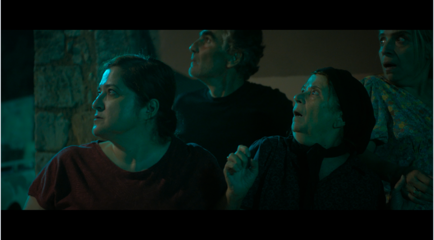 «Κομάντα και Δράκοι»: Η ατμόσφαιρα στο χωριό μυρίζει... μπαρούτι 