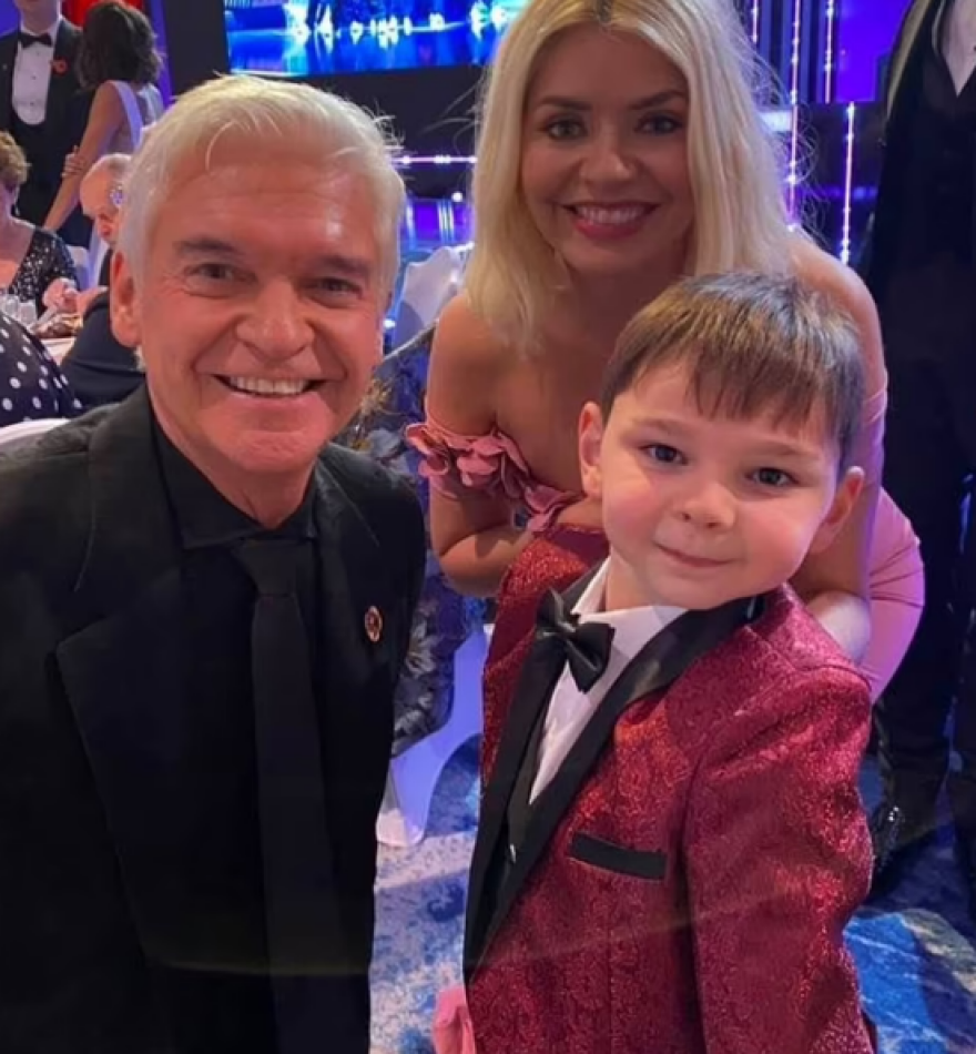 Συγκλονίζει η ιστορία του 7χρονου Τόνι: Έχασε τα δύο του πόδια επειδή τον κακοποιούσαν οι γονείς του 