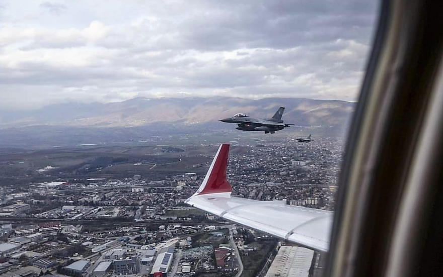 Δείτε φωτογραφίες από την τελετή ανάληψης της αστυνόμευσης του εναέριου χώρου των Σκοπίων από το ΝΑΤΟ