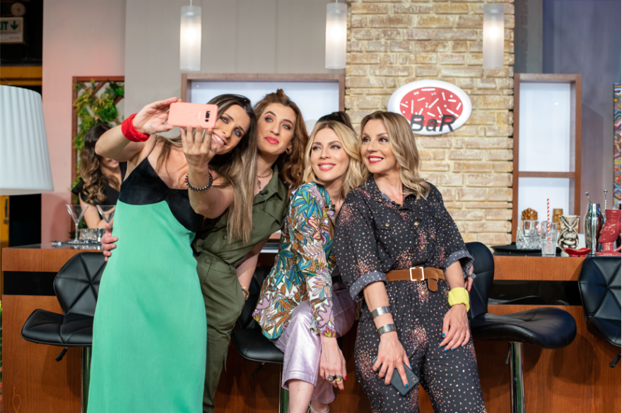 Διασκεδαστικά παιχνίδια και κεφάτη διάθεση στο «Celebrity Game Night»