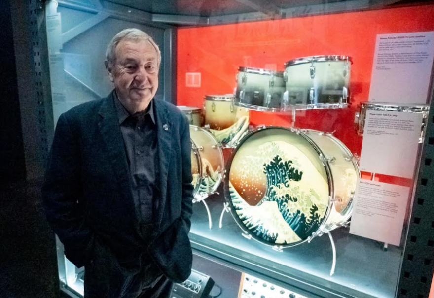 Η Δέσποινα Μοίρου εγκαινίασε την έκθεση των θρυλικών Pink Floyd στο Λος Άντζελες 