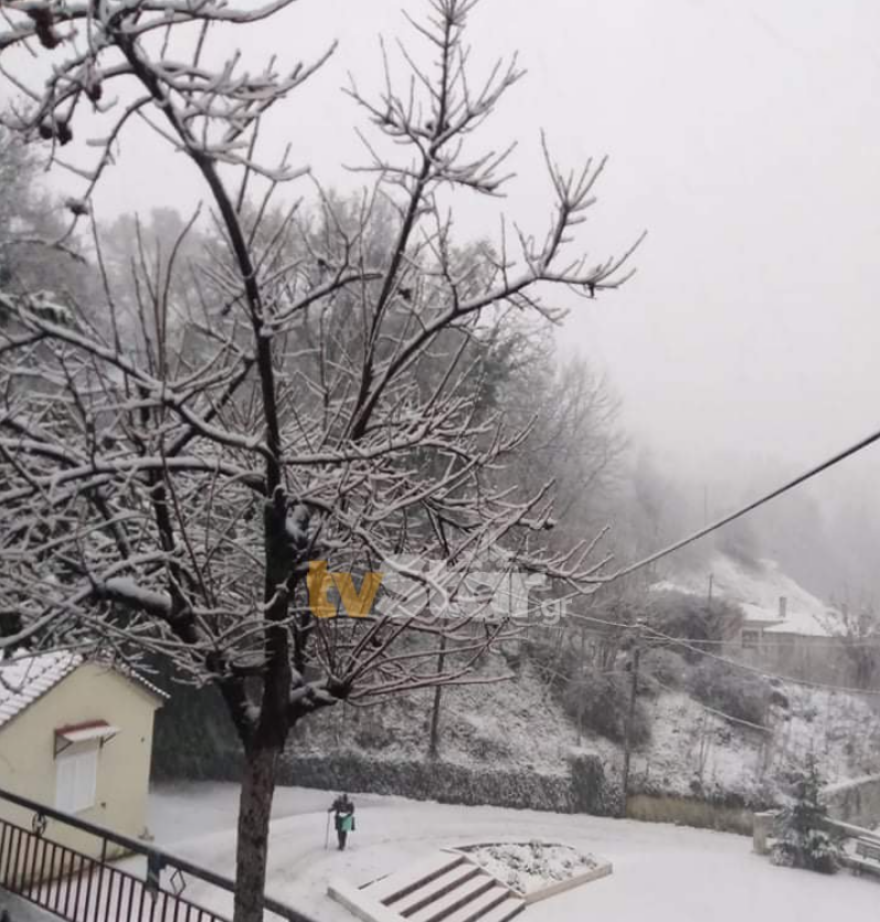 Καιρός: Συνεχίζεται την Κυριακή η επέλαση της «Κάρμελ» - Πού θα σημειωθούν βροχές, χιόνια και παγετός