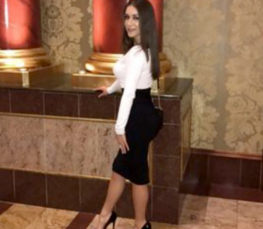 «Ντρέπομαι πολύ» δηλώνει η αστυνομικός που χόρεψε πάνω στον υπαρχηγό της