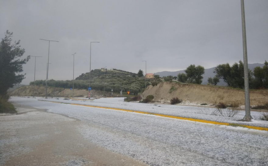 Ηράκλειο: Έριξε χαλάζι σε μέγεθος καρυδιού (φωτογραφίες)