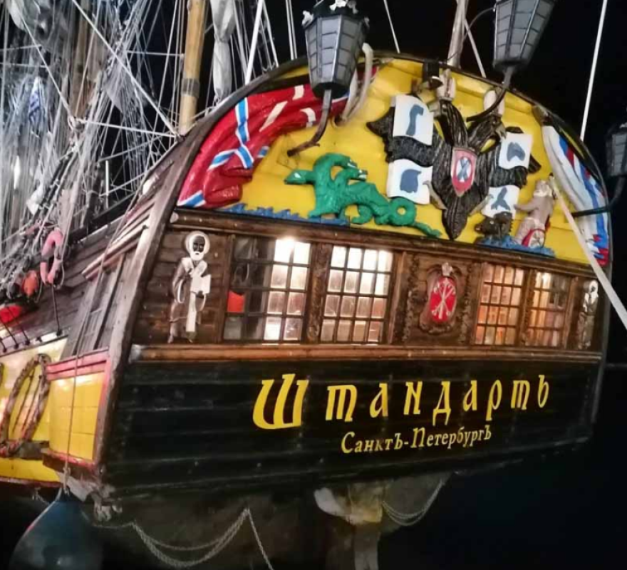 Ξανά στο λιμάνι της Ραφήνας το ρωσικό ιστιοφόρο Shtandart, αντίγραφο της φρεγάτας του Μεγάλου Πέτρου