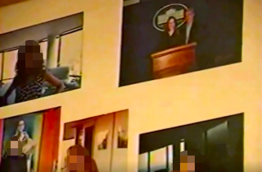 Τζέφρι Έπσταιν: Με οκτώ κορίτσια είχε επισκεφθεί τον Μπιλ Κλίντον στο Οβάλ Γραφείο ο Αμερικανός παιδεραστής 