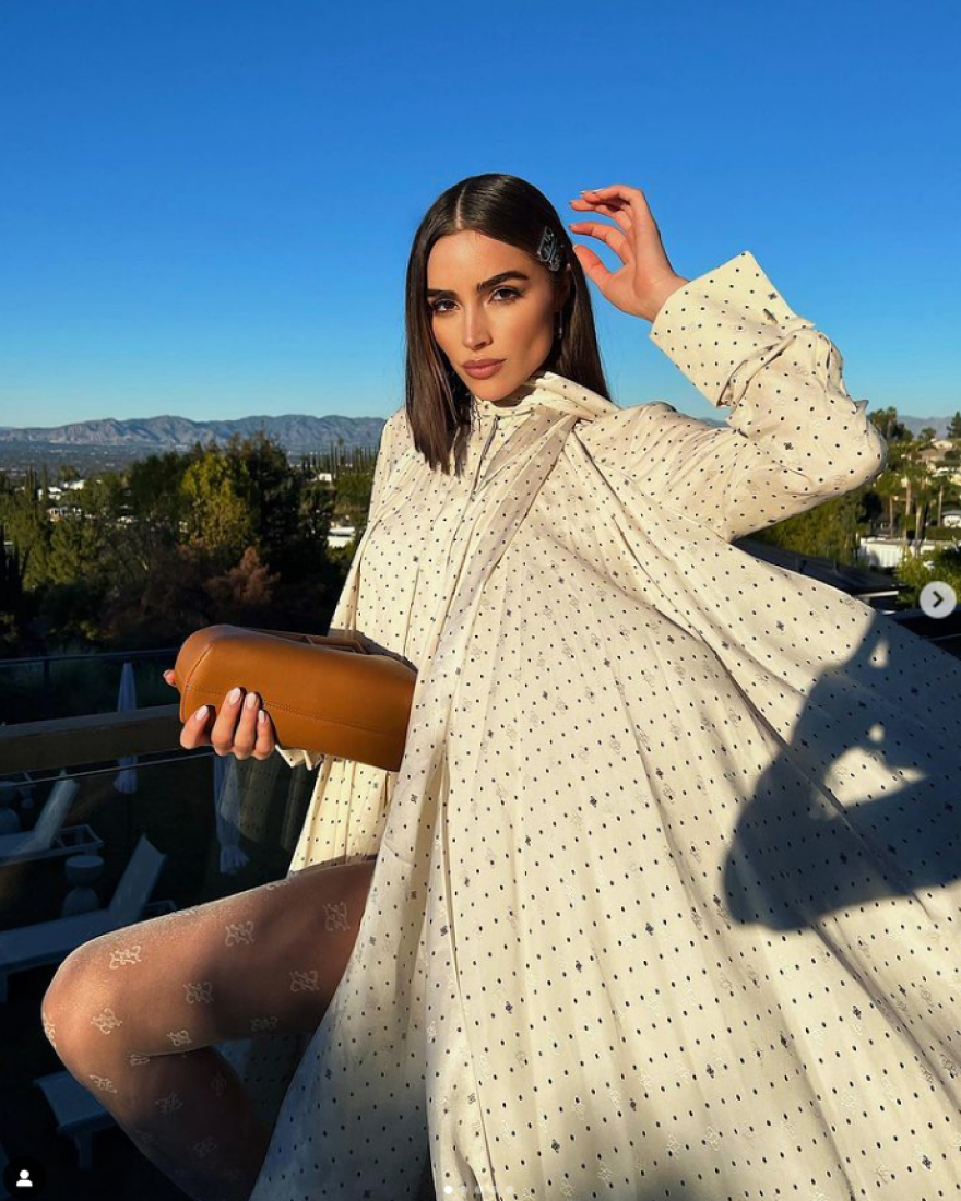  Η πρώην «Μις Υφήλιος» Ολίβια Κούλπο παραλίγο να «φάει πόρτα» από την «American Airlines» λόγω «αποκαλυπτικού» ντυσίματος