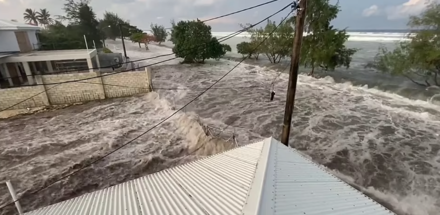 Εκρηξη ηφαιστείου στο νησί Τόγκα: Ταρακούνησε τον Ειρηνικό ωκεανό