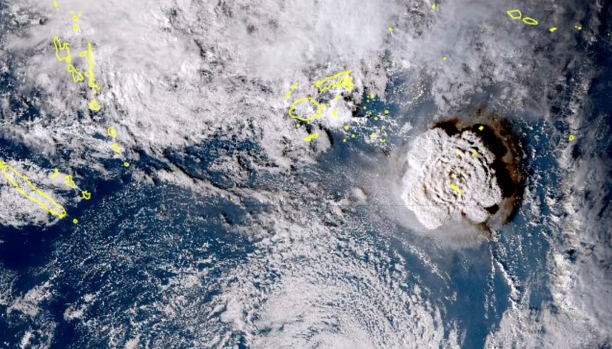 Εκρηξη ηφαιστείου στο νησί Τόγκα: Ταρακούνησε τον Ειρηνικό ωκεανό