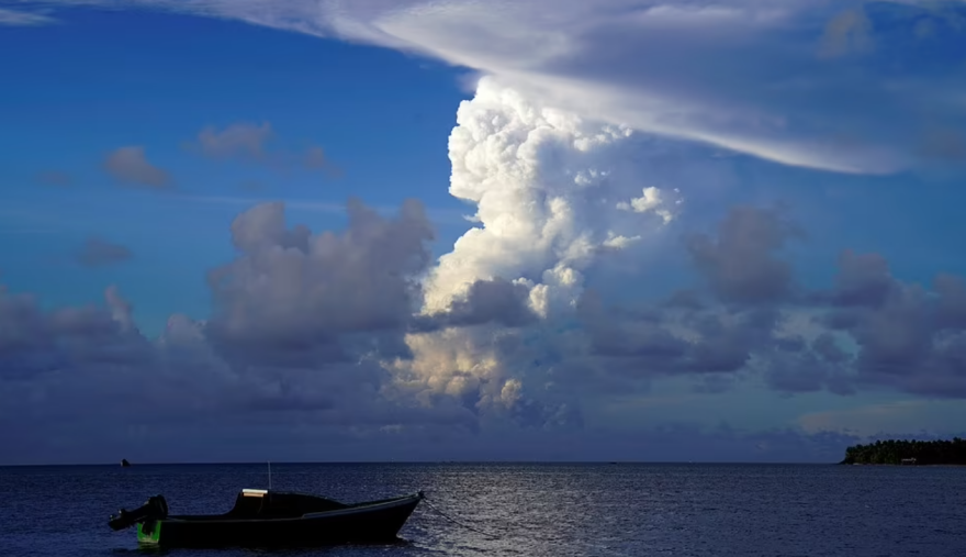Εκρηξη ηφαιστείου στο νησί Τόγκα: Ταρακούνησε τον Ειρηνικό ωκεανό