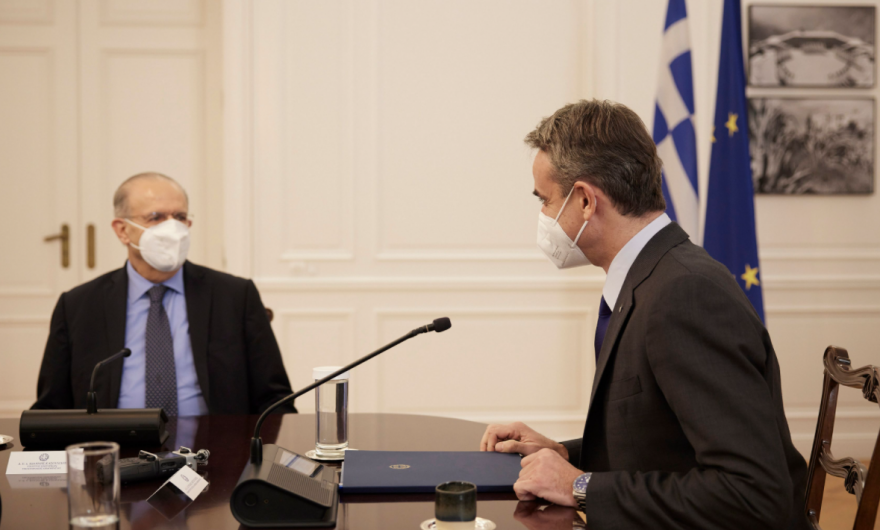 Συνάντηση Μητσοτάκη - Κασουλίδη: Αυστηρό μήνυμα στην Τουρκία για τα Βαρώσια