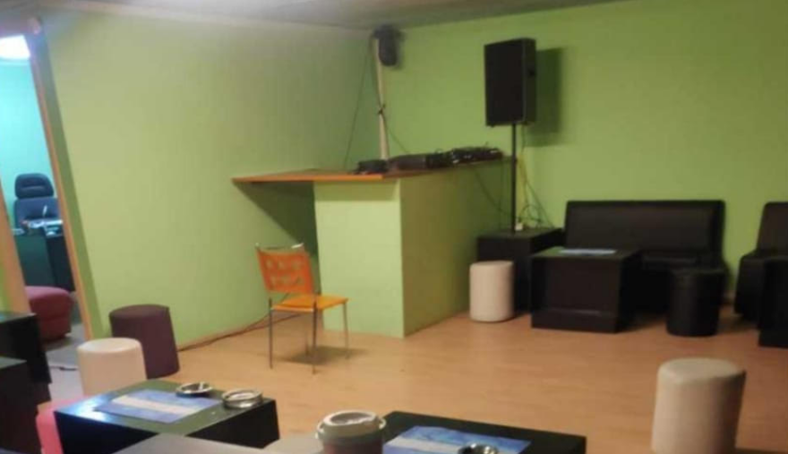 Αργυρούπολη: Μετέτρεψε παιδότοπο σε... μπουζουξίδικο με μουσική και καλλιτέχνες