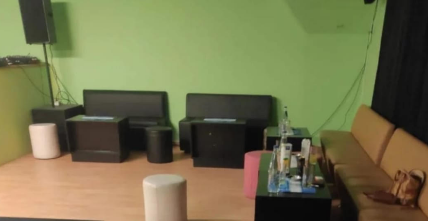 Αργυρούπολη: Μετέτρεψε παιδότοπο σε... μπουζουξίδικο με μουσική και καλλιτέχνες