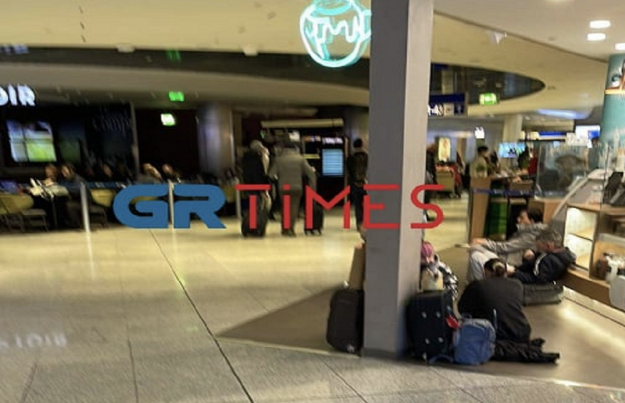 Σκηνικό ταλαιπωρίας στο «Ελευθέριος Βενιζέλος» με μεγάλες ουρές και ακυρώσεις πτήσεων - Φωτογραφίες