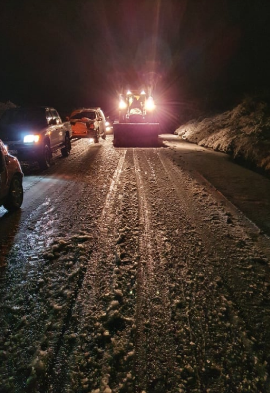 Κακοκαιρία «Ελπίς»:  Πρωτόγνωρες εικόνες - Στα «λευκά» ντύθηκαν τα νησιά του Αιγαίου