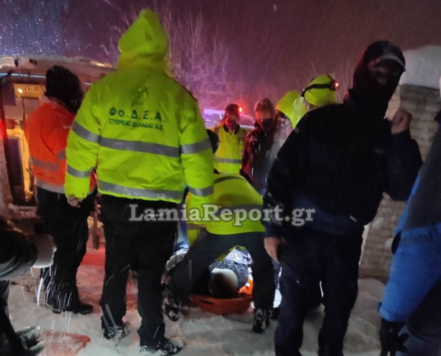 Οινόη: «Μας ξέχασαν» καταγγέλλουν οι επιβάτες του τρένου - Δείτε εικόνες από το ατύχημα