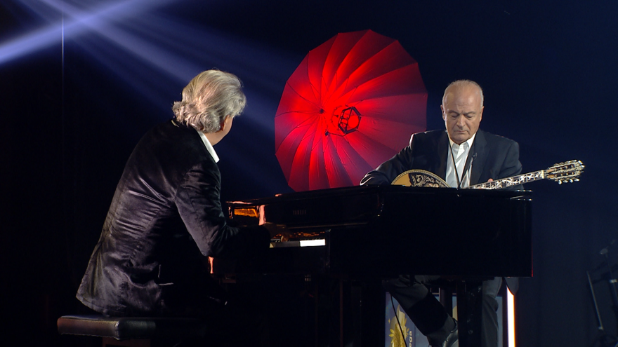 To «Σπίτι με το Mega» υποδέχεται τον Θανάση Πολυκανδριώτη