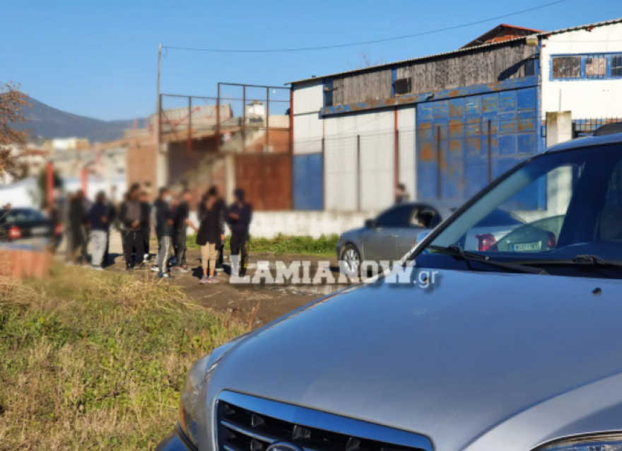Λαμία: Επεισόδια σε οικισμό Ρομά ύστερα από έλεγχο της Αστυνομίας - Βίντεο και φωτογραφίες