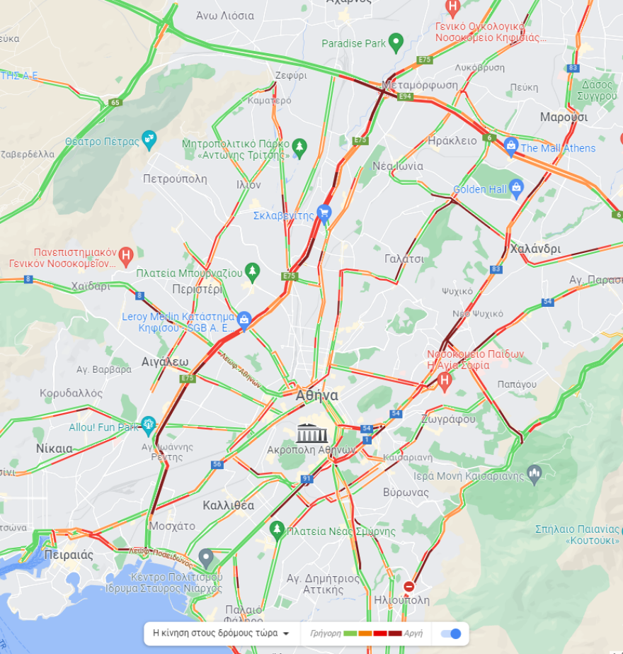 Κίνηση στους δρόμους: Μποτιλιάρισμα σε Κηφισό και Κηφισίας – Δυο τροχαία ατυχήματα