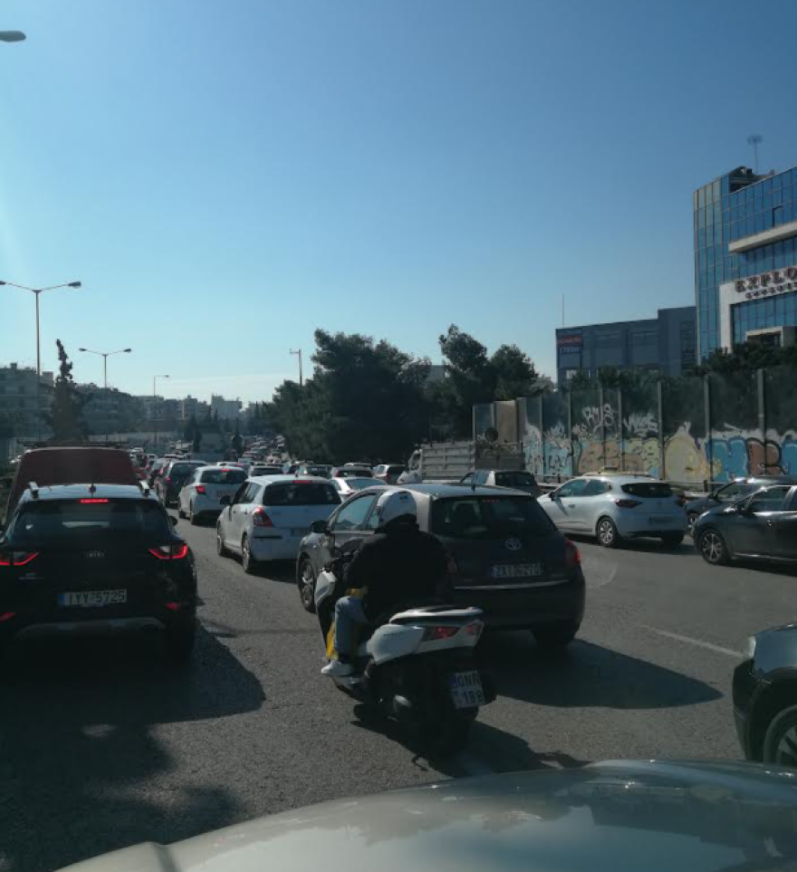 Κίνηση στους δρόμους: Αποκαταστάθηκε η κυκλοφορία στην κάθοδο του Κηφισού