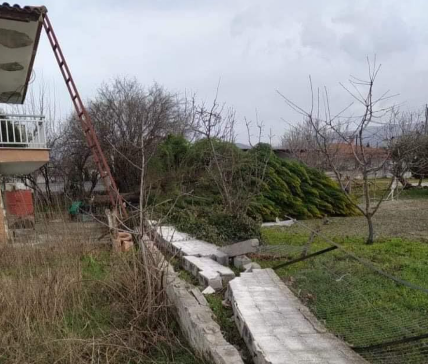 Καιρός: Καταστροφές από 13 μποφόρ στην Πέλλα, πώς θα κινηθούν οι άνεμοι τις επόμενες ώρες