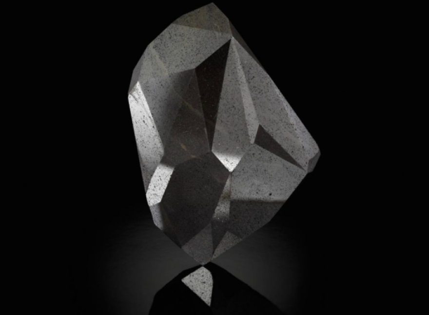 Διαστημικό... διαμάντι 555 καρατίων πωλήθηκε έναντι 3,75 εκατ. ευρώ!