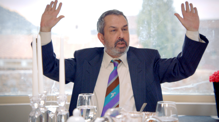 Συμπέθεροι απ' τα Τίρανα: 10 πράγματα που δεν ξέρουμε για την κωμική σειρά του MEGA 