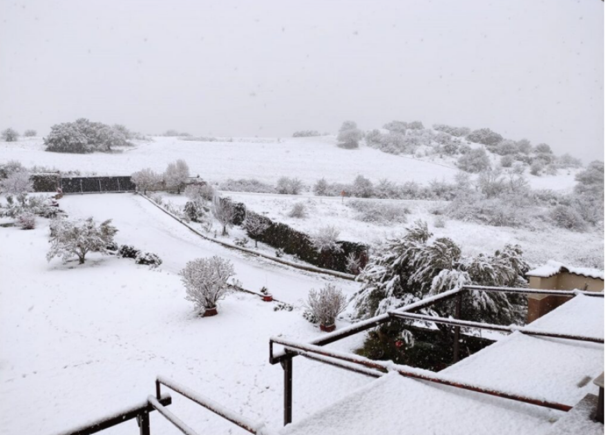 Καιρός: Πυκνό χιόνι στα ορεινά της Θεσσαλονίκης, δείτε φωτογραφίες