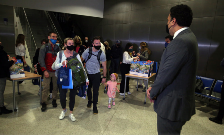 Κικίλιας: Η πρώτη απευθείας αμερικανική πτήση στο «Ελ. Βενιζέλος», ψήφος εμπιστοσύνης για τη χώρα και τον ελληνικό Τουρισμό