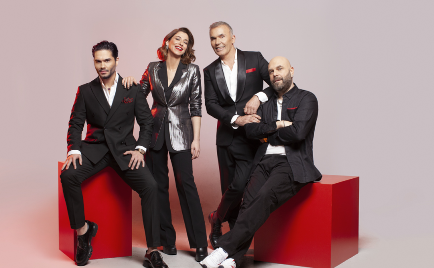 Χρήστος Μάστορας: Ένας σταρ με χίλια πρόσωπα στην κριτική επιτροπή του «X Factor»