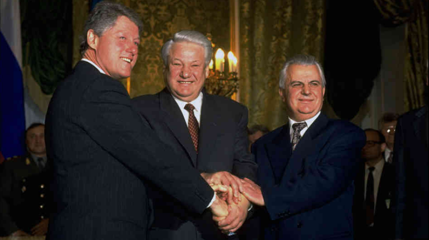 Το Μνημόνιο της Βουδαπέστης (1994): Παρέδωσε η Ουκρανία τα πυρηνικά της όπλα στη Ρωσία;
