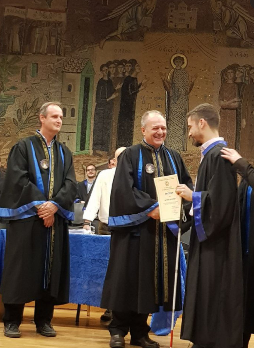 Ο τυφλός απόφοιτος του ΑΠΘ που διαπρέπει στη Γερμανία - Δημιούργησε σημαντικό κώδικα για την επιστήμη