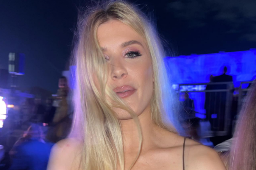  Έκλεψε τις εντυπώσεις σε Gala στη Φλόριντα η Μπουσάρντ - Δείτε φωτογραφίες 