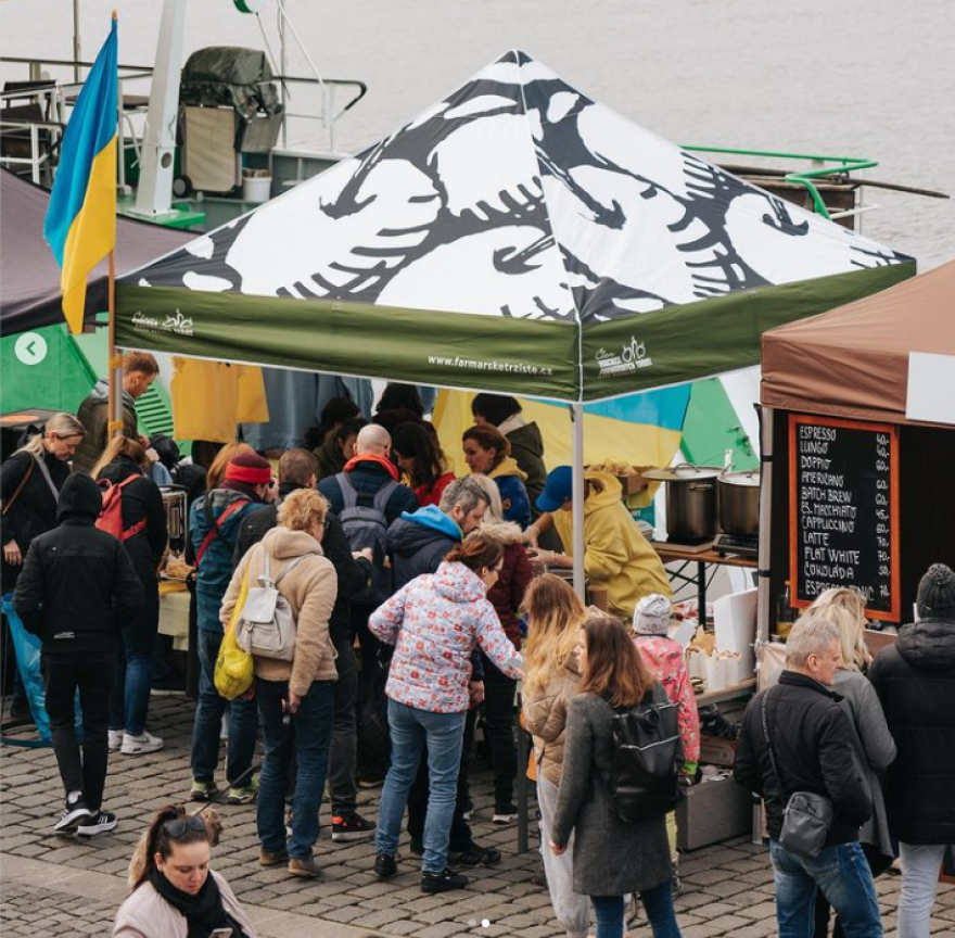 Πόλεμος στην Ουκρανία: Νικήτρια του MasterChef μοιράζει Ουκρανική σούπα και ζητά να σωθεί η χώρα της
