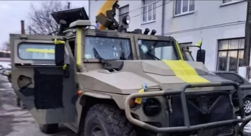 Πόλεμος στην Ουκρανία: Με… ρωσικά τανκς η λυσσαλέα αντίσταση των Ουκρανών