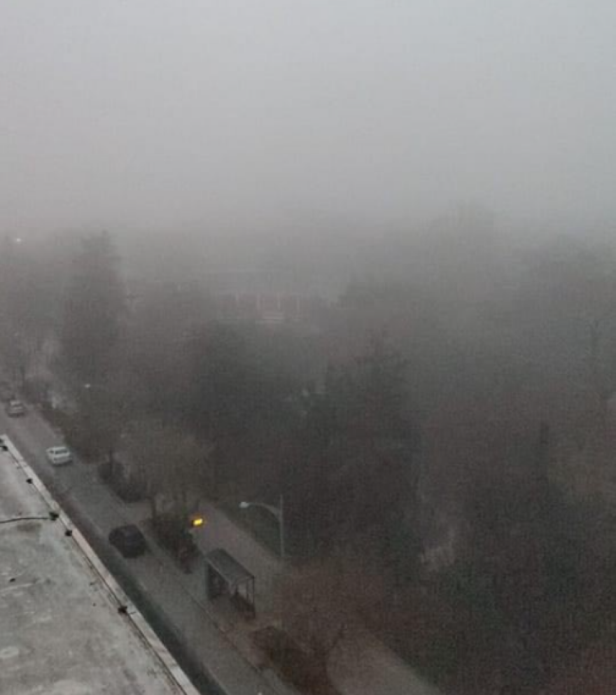 Καιρός: Πυκνή ομίχλη κάλυψε τη Θεσσαλονίκη, δείτε φωτογραφίες