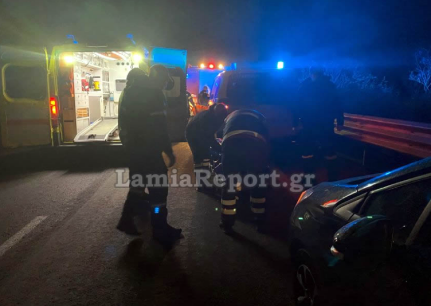 Θανατηφόρο τροχαίο στη Λαμία: Αυτοκίνητο έπεσε σε γκρεμό, νεκρή μια ηλικιωμένη