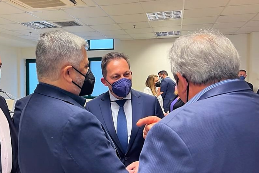 Ο Στέλιος Πέτσας στηρίζει τις δράσεις για τα αδέσποτα: «Χτίζουμε ένα καλύτερο αύριο για τα ζώα συντροφιάς»