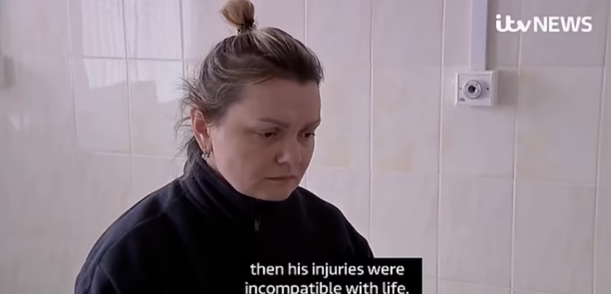 Πόλεμος στην Ουκρανία: Οι γυναίκες ξυρίζουν το κεφάλι τους για να μη τις βιάσουν οι Ρώσοι στρατιώτες