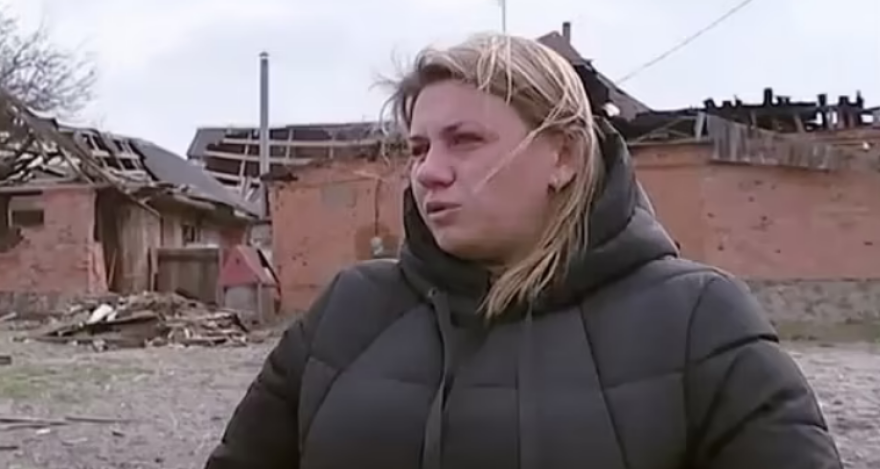 Πόλεμος στην Ουκρανία: Οι γυναίκες ξυρίζουν το κεφάλι τους για να μη τις βιάσουν οι Ρώσοι στρατιώτες