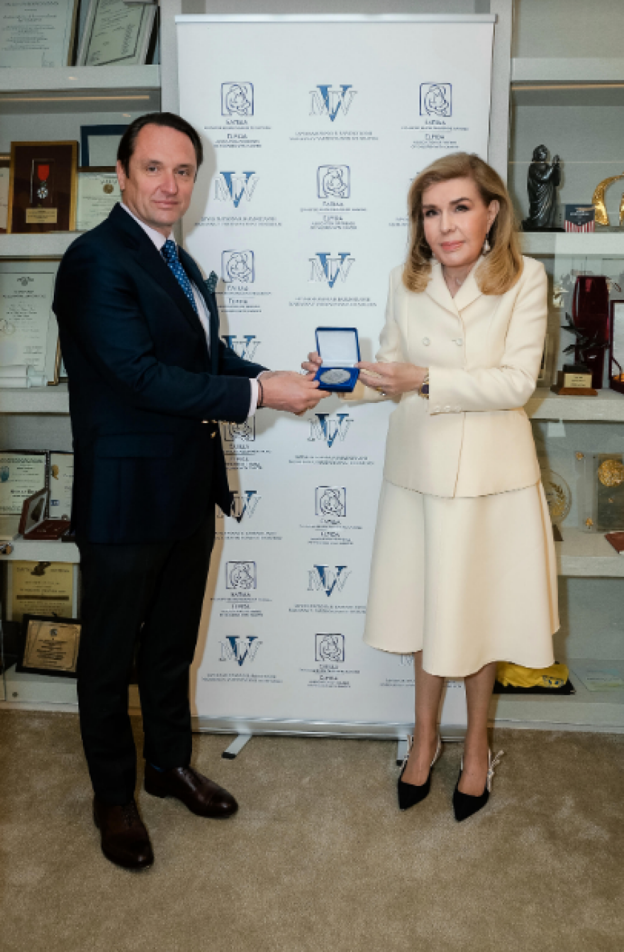 Μαριάννα Βαρδινογιάννη: H ογκολογική μονάδα «Ελπίδα» είναι έτοιμη να υποδεχτεί παιδιά από την Ουκρανία